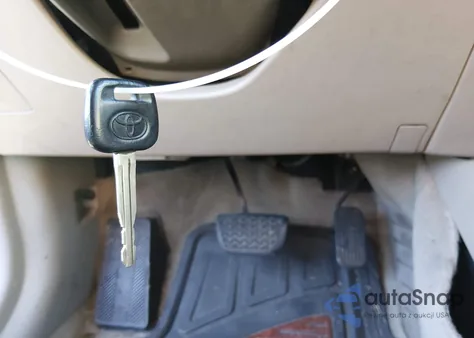 2003 Toyota Camry Le z USA, uszkodzony, nr VIN 4T1BE32K73U137925